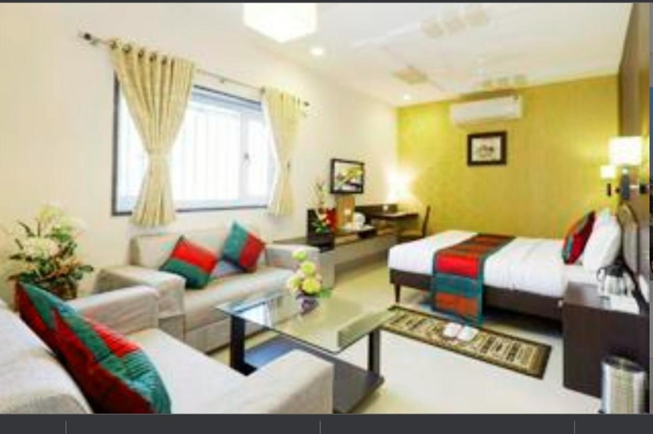 Hotel Siddharth Palace Jaipur Ngoại thất bức ảnh
