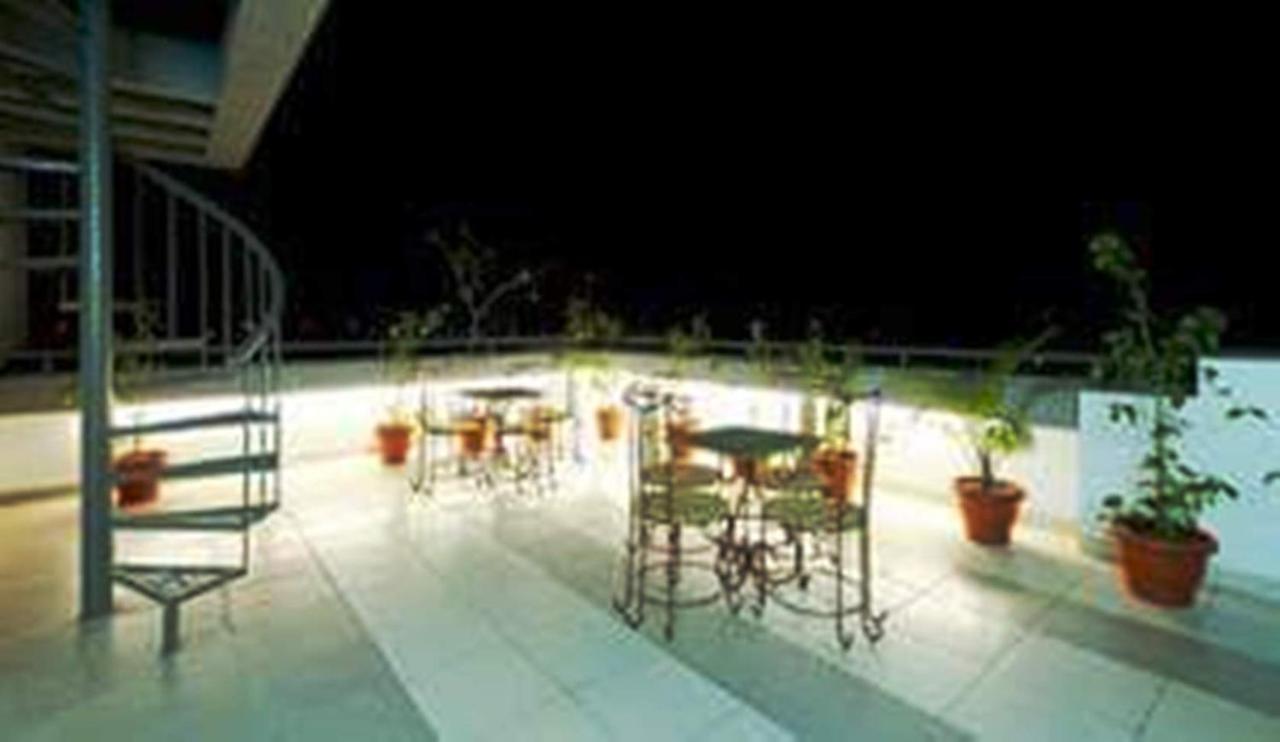 Hotel Siddharth Palace Jaipur Ngoại thất bức ảnh