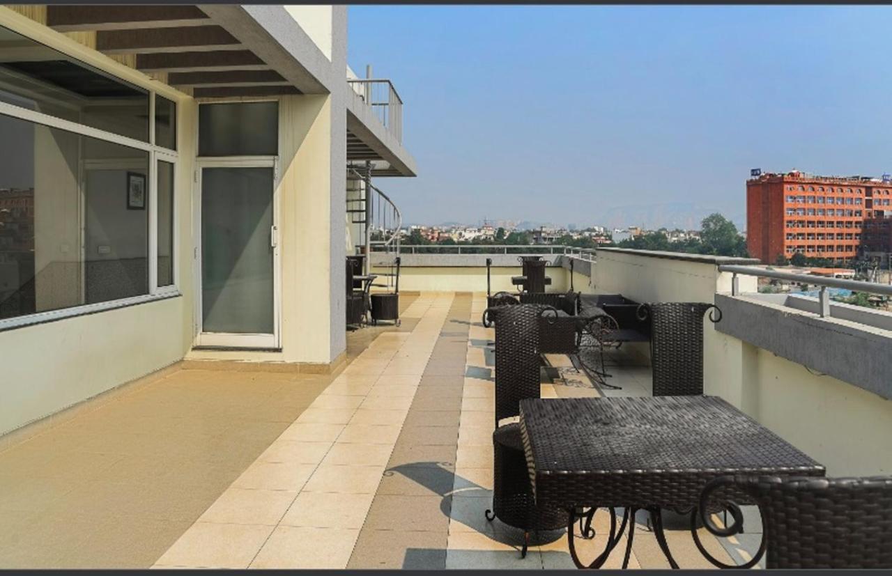 Hotel Siddharth Palace Jaipur Ngoại thất bức ảnh
