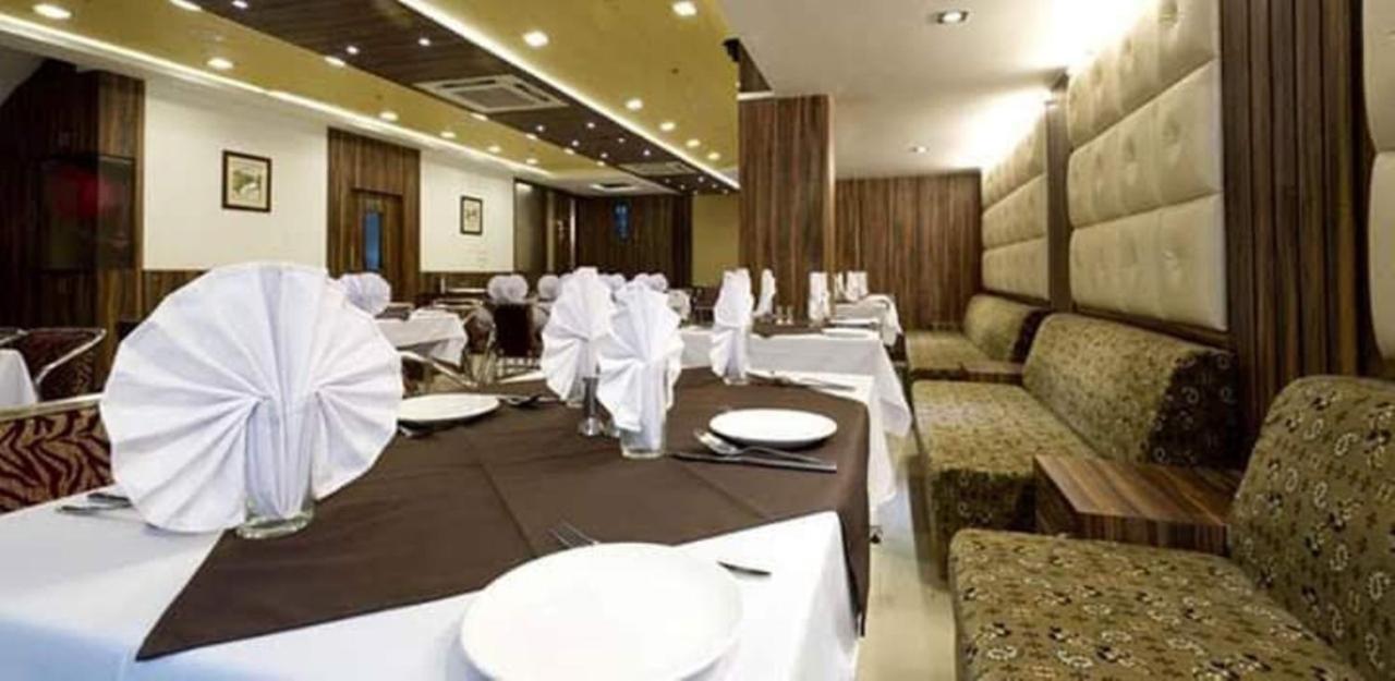 Hotel Siddharth Palace Jaipur Ngoại thất bức ảnh